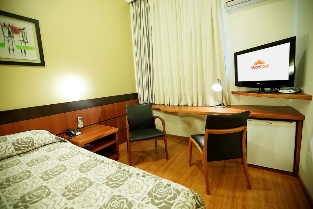 Eston Hotel - Localizacao Central Privilegiada -Pet Friendly Chapecó Exterior foto