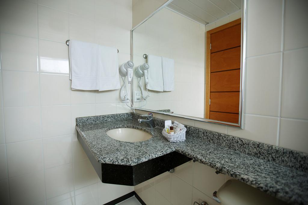 Eston Hotel - Localizacao Central Privilegiada -Pet Friendly Chapecó Exterior foto