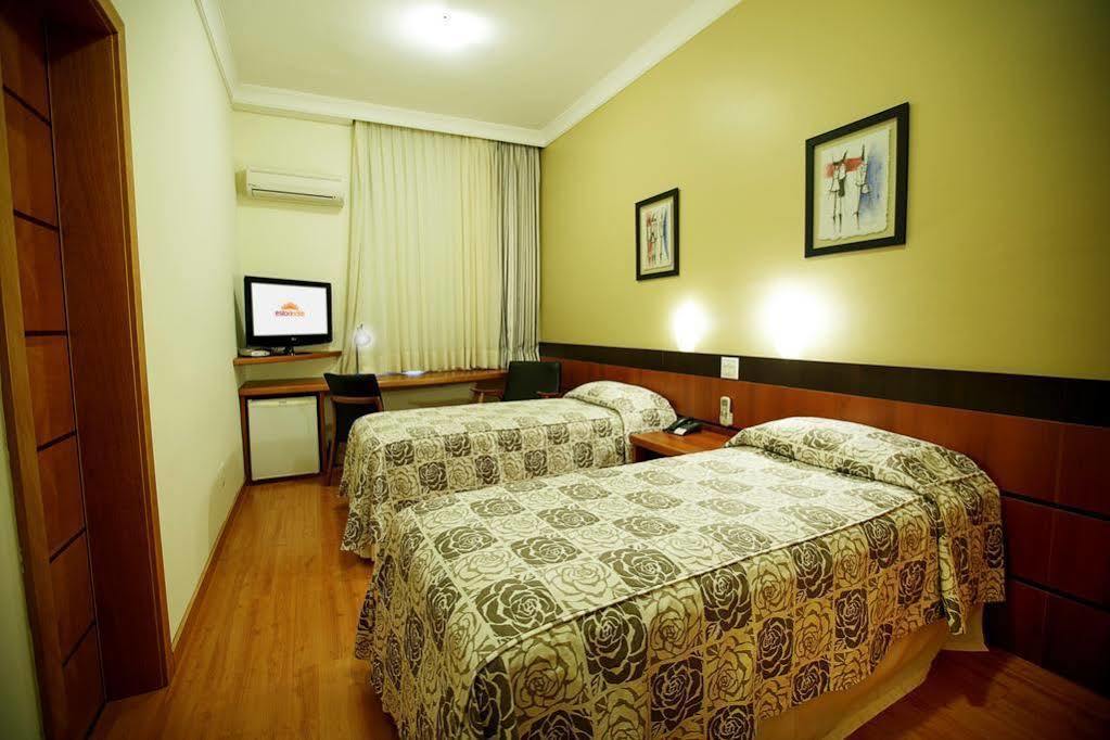 Eston Hotel - Localizacao Central Privilegiada -Pet Friendly Chapecó Exterior foto